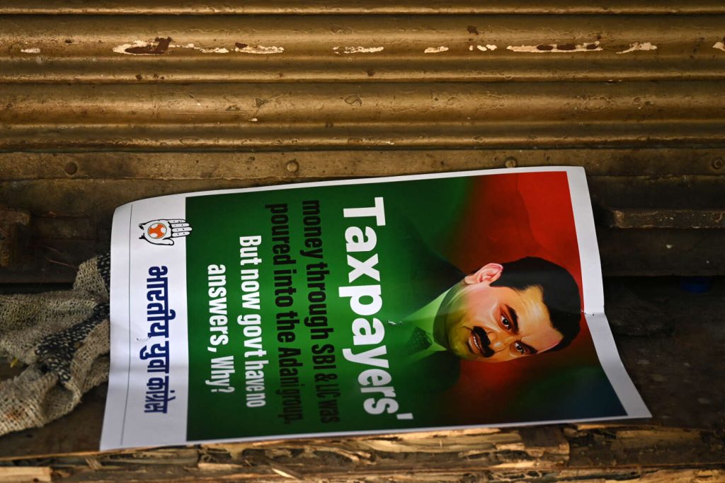 وفي الهند، تعود فضيحة قضية أداني إلى ناريندرا مودي