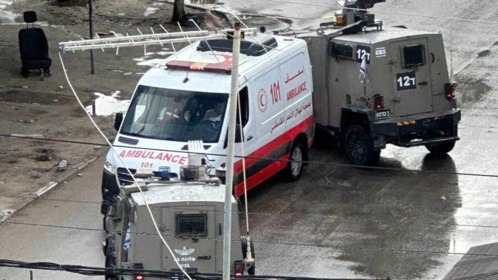 بعد قصفها في غزة.. لماذا يستهدف الاحتلال مستشفيات الضفة؟