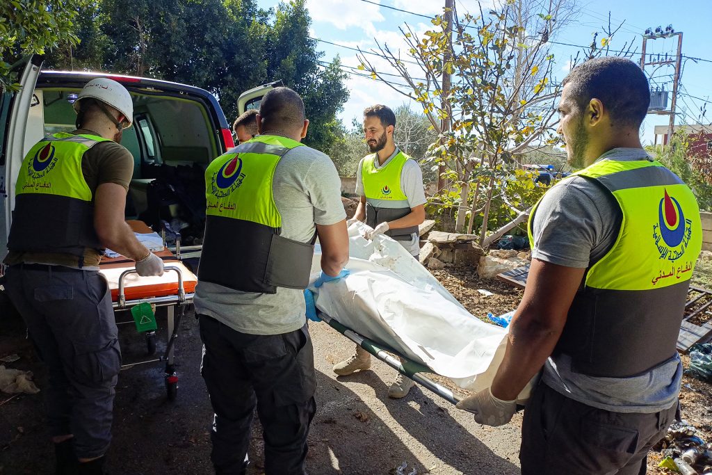 9 قتلى بقصف إسرائيلي على جنوب لبنان وحزب الله يستهدف قاعدة ومصنعا عسكريا