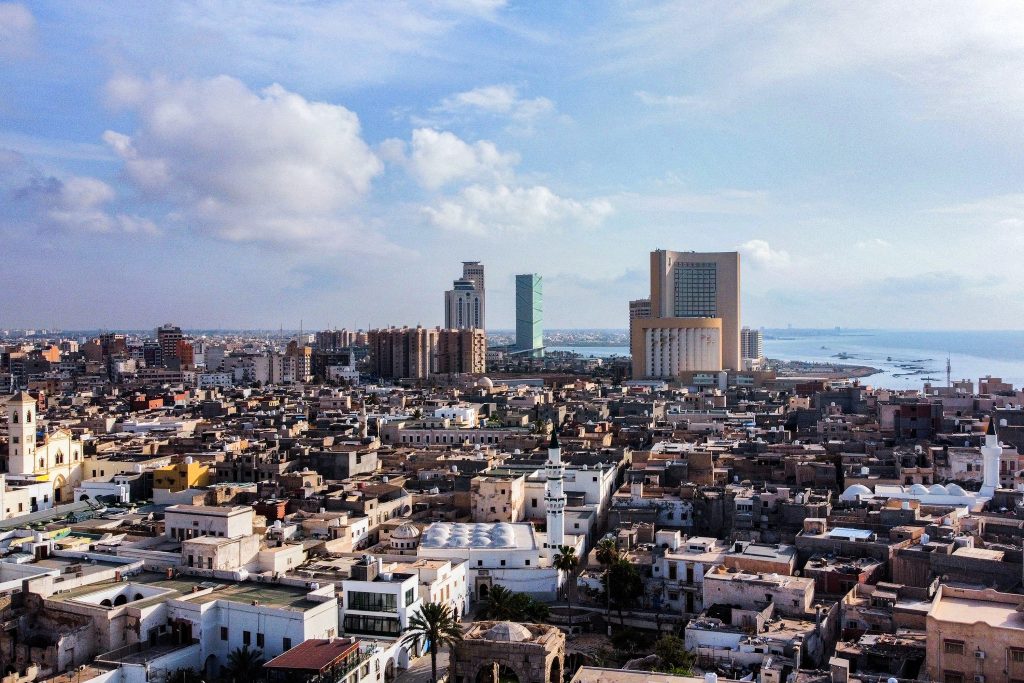 لتأكيد أهمية دعم حل متوازن.. اجتماع تشاوري ليبي في القاهرة