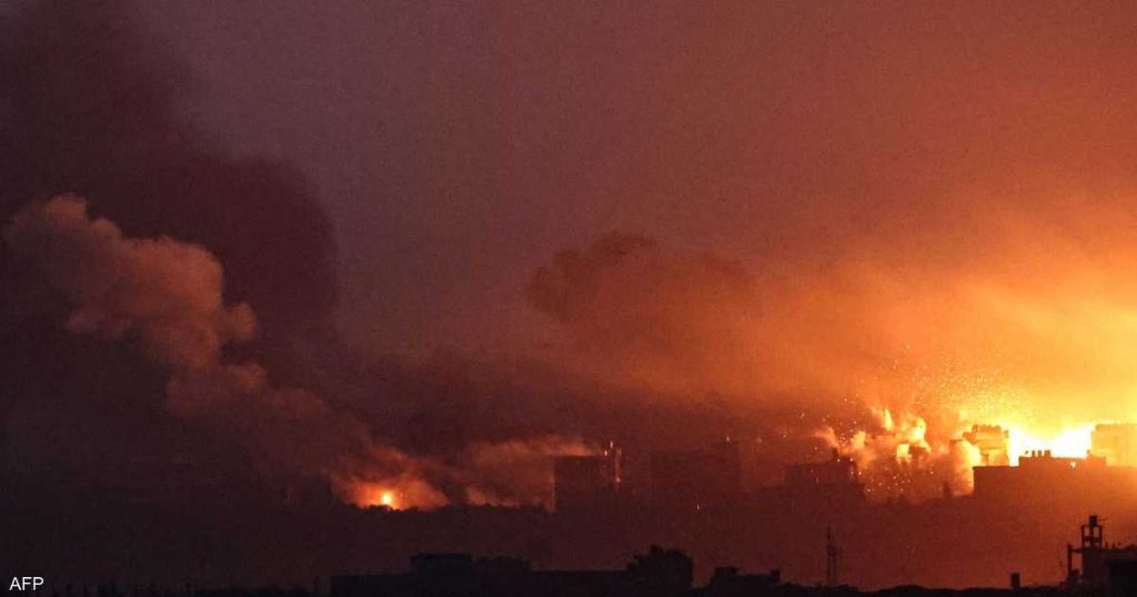 قصف إسرائيلي استهدف بوابة مستشفى كمال عدوان شمال قطاع غزة