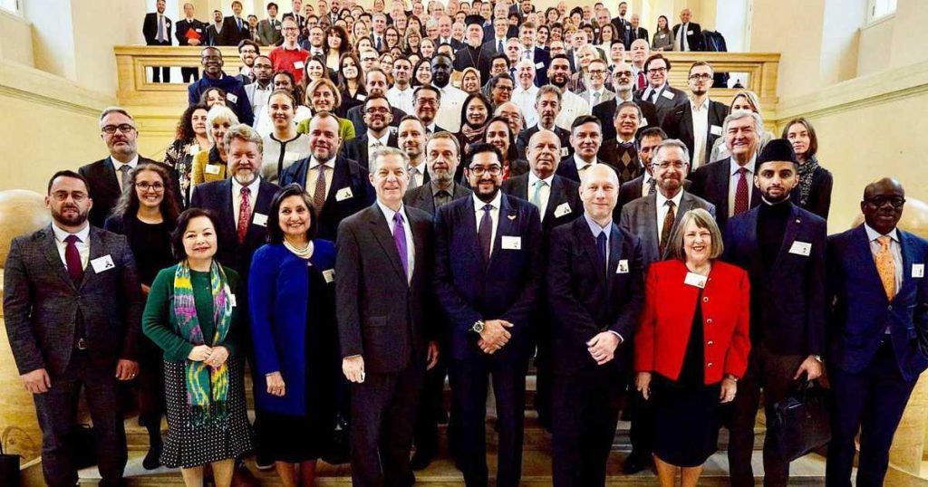 منتدى أبوظبي للسلم يشارك بالقمة الوزارية للحريات الدينية