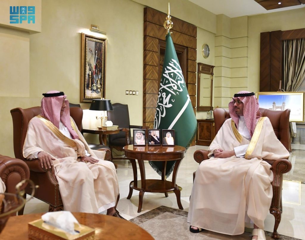محافظ جدة يستقبل مساعد مدير عام فرع وزارة الخارجية بمنطقة مكة بمناسبة تعيينه