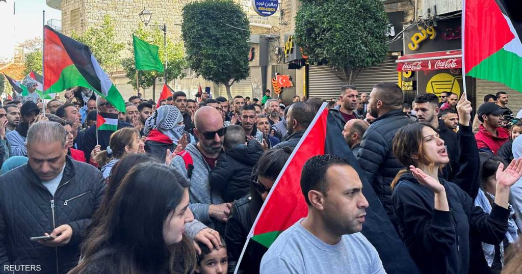 مع إضراب الضفة.. “كابوس رسائل” يلاحق مسؤولين إسرائيليين