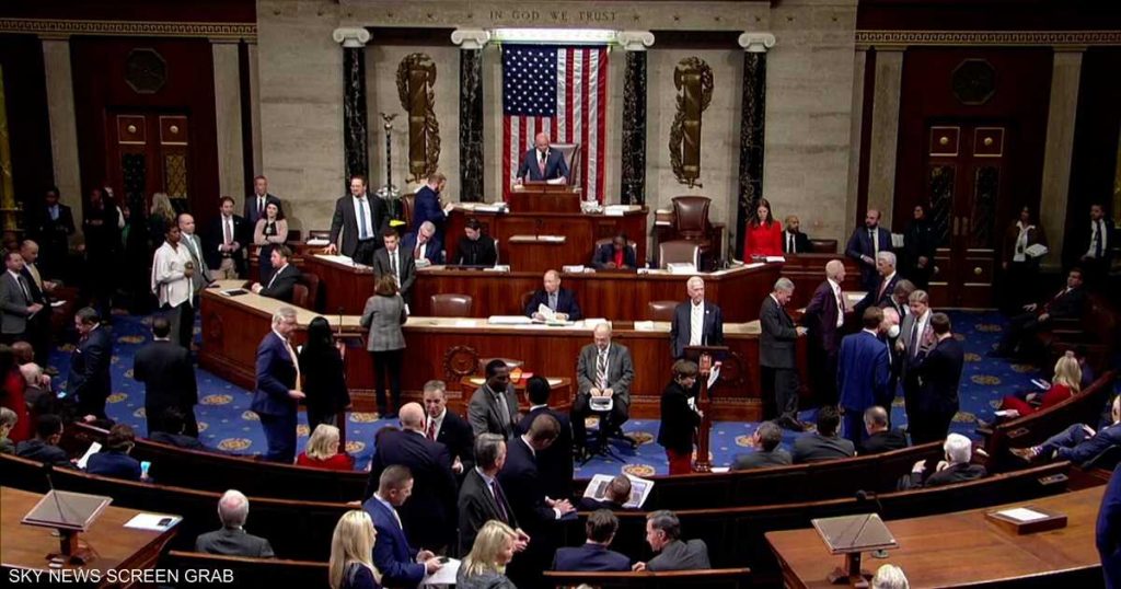 التهديد بعزله أم حرب غزة.. أيهما تحد أكبر لبايدن بالانتخابات