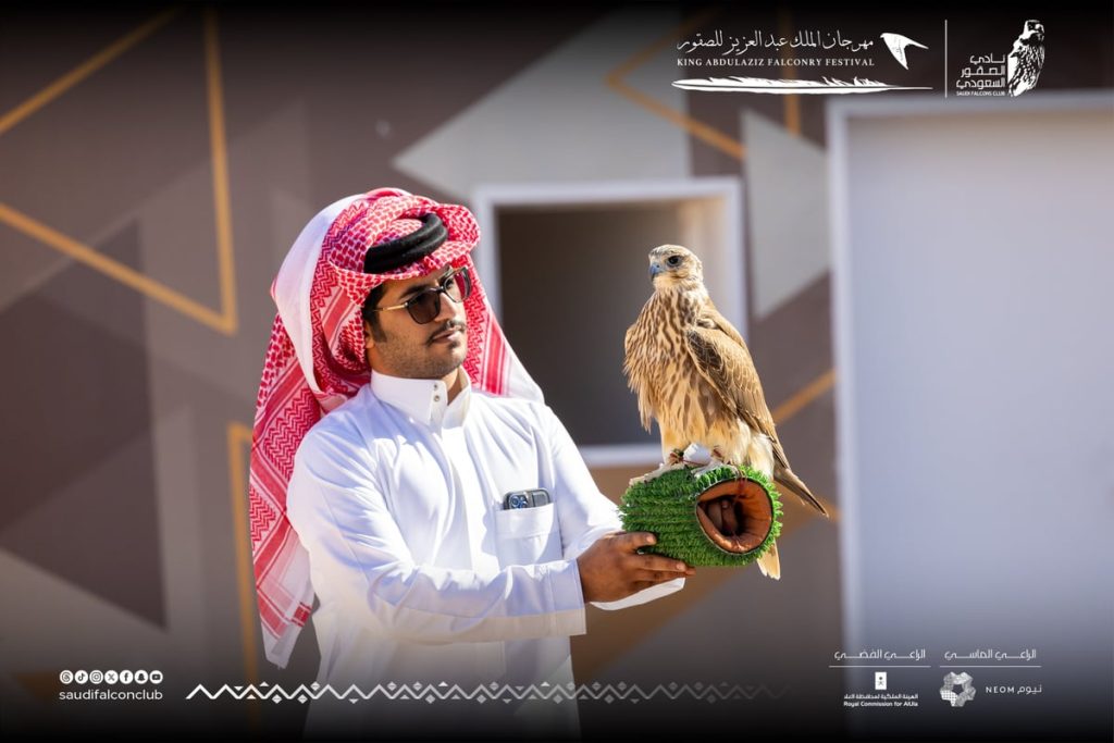 مهرجان الملك عبدالعزيز للصقور يقيم 10 أشواط نهائية للمحليين وصقّاري المستقبل