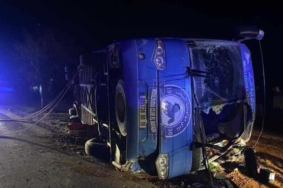 تأجيل مباريات الدوري الجزائري وتبون يعلّق.. حادث مأساوي يودي بحياة لاعبين بفريق مولودية البيض