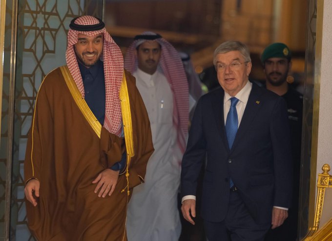 وزير الرياضة يستقبل رئيس اللجنة الأولمبية الدولية