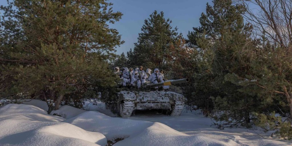 بث مباشر، الحرب في أوكرانيا: المملكة المتحدة تفرض عقوبات على ستة وأربعين شخصًا وكيانًا “يقومون بتوريد وتمويل” “آلة الحرب” الروسية