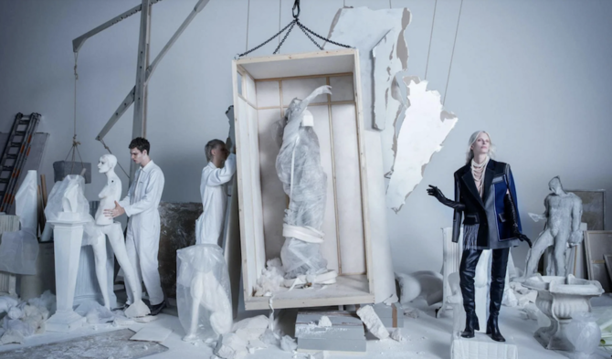 “سوء فهم”.. “زارا” تعلّق على جلسة تصوير “الكفن” التي أثارت الغضب