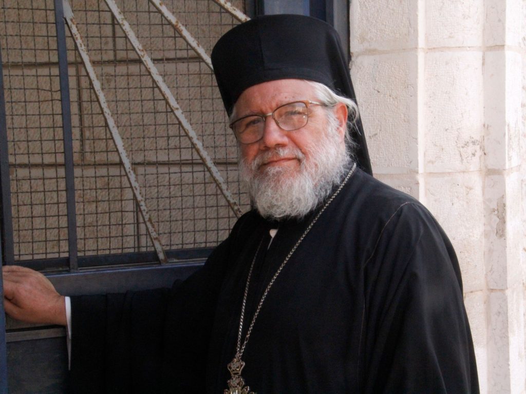 وصفت بالصادمة والمعيبة.. ما دلالات زيارة رؤساء كنائس القدس إسحاق هرتسوغ؟