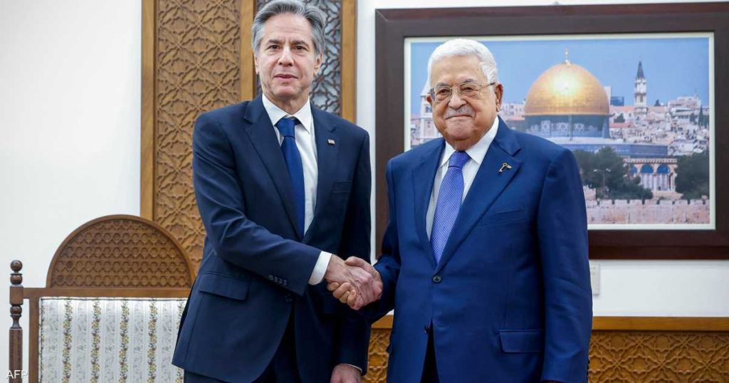 مصادر تكشف كواليس “اللقاء المتوتر” بين بلينكن وعباس