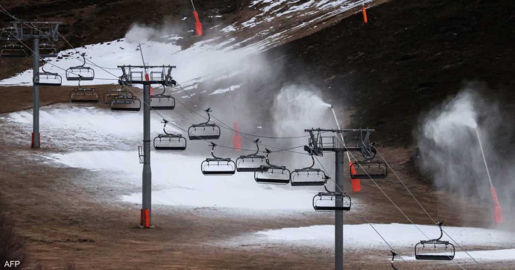 ندرة الثلوج هذا الشتاء.. ضربة جديدة للمناخ ولإمدادات المياه