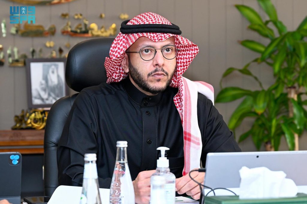 محافظ الطائف يرأس اجتماع المدن الصحية بالمحافظة