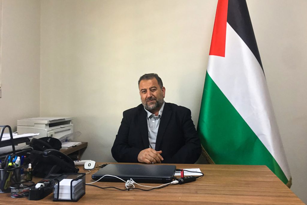 ما خيارات حماس للرد على اغتيال العاروري؟ وهل تقوم بذلك؟