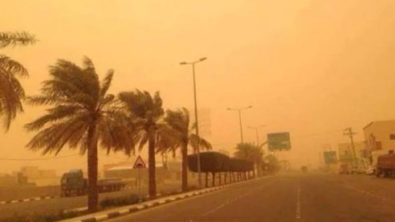 مركز الأرصاد ينبه من أتربة مثارة على منطقة المدينة المنورة