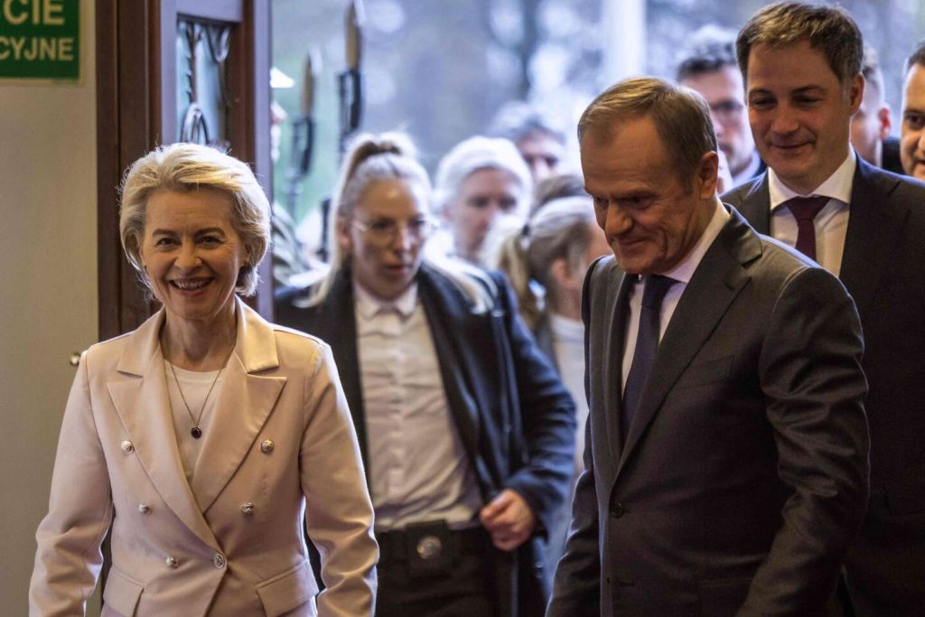 بولندا تحصل من الاتحاد الأوروبي على الإفراج عن 137 مليار يورو