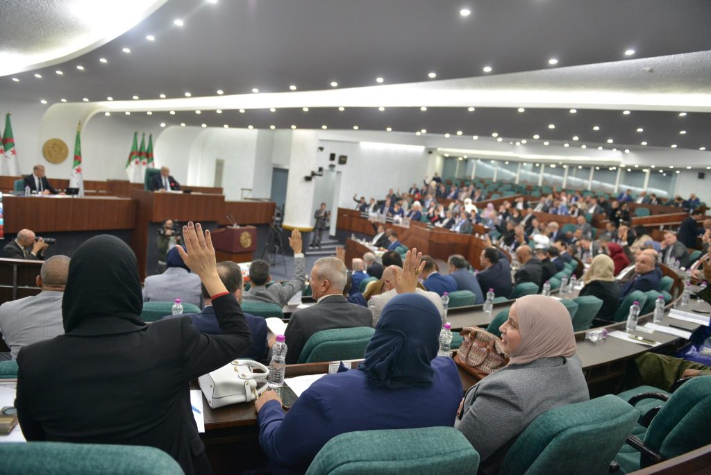 بعد نقاش مطول.. البرلمان الجزائري يصادق على تعديل قانون العقوبات