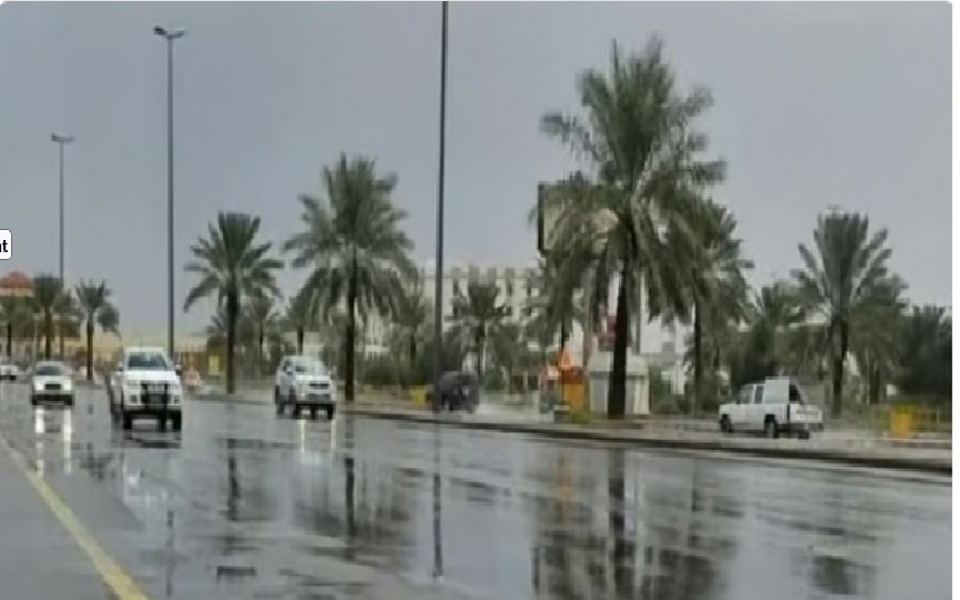 «الأرصاد» عن طقس الأحد: أمطار خفيفة ورياح نشطة مثيرة للأتربة والغبار