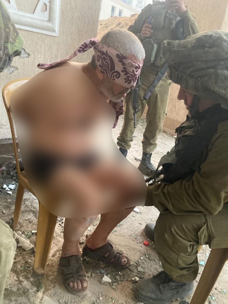 ما حقيقة الصورة المتداولة لـ”اعتقال يحيى السنوار” في غزة؟