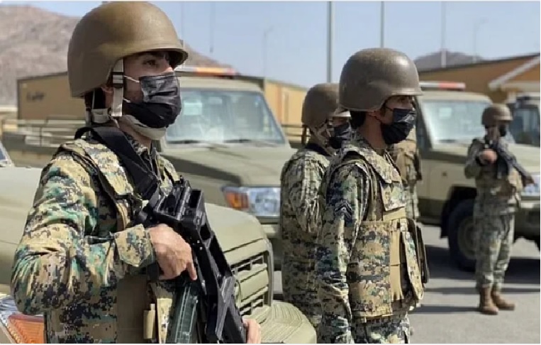 دوريات الأفواج الأمنية بعسير تقبض على شخص لترويجه القات