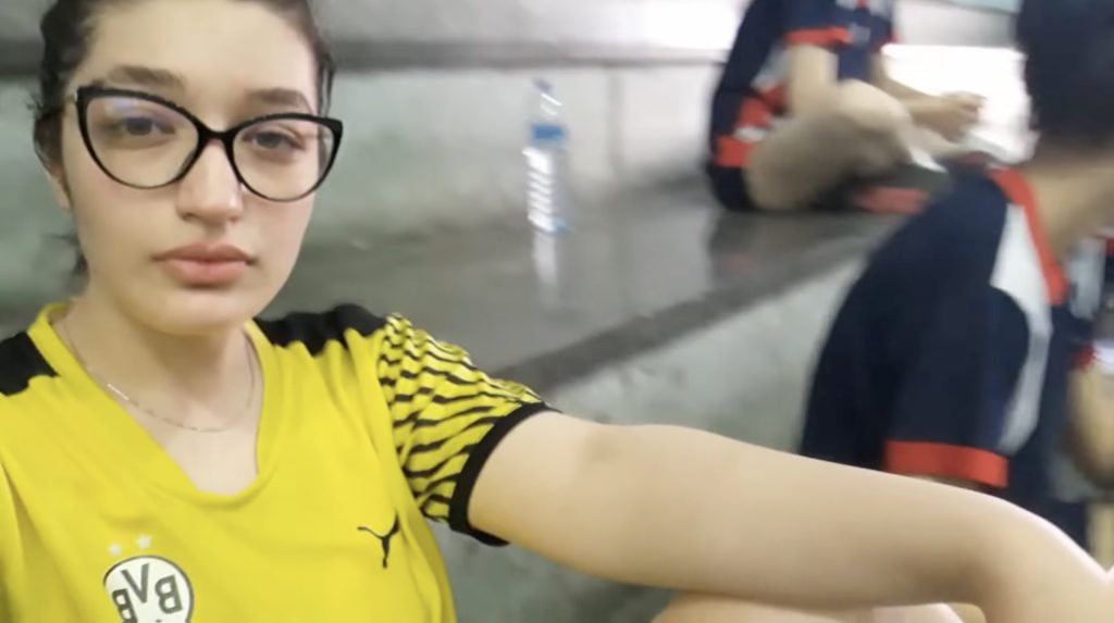 أرادت “حياة طبيعية”.. قصة سارينا ذات الـ16 عاما التي قتلها النظام بإيران