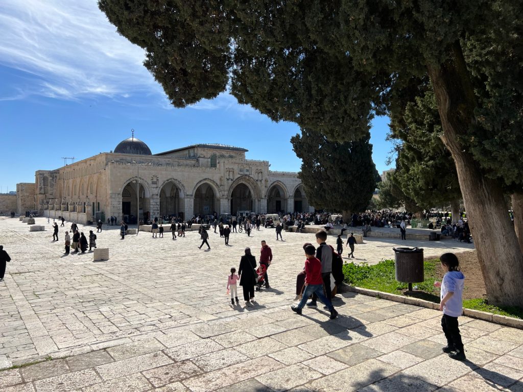 لا اقتحامات بذكرى الإسراء والمعراج.. هل تقسيم الأقصى أصبح واقعا؟