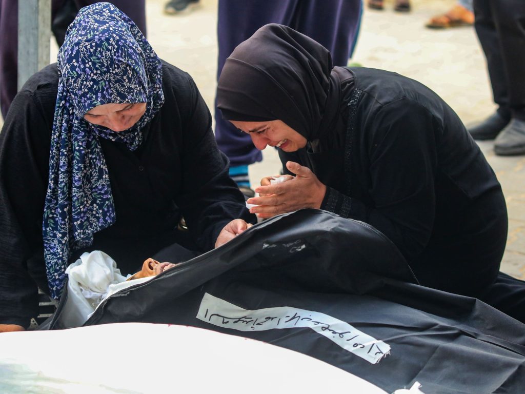 قصف متواصل على غزة رغم قرار مجلس الأمن