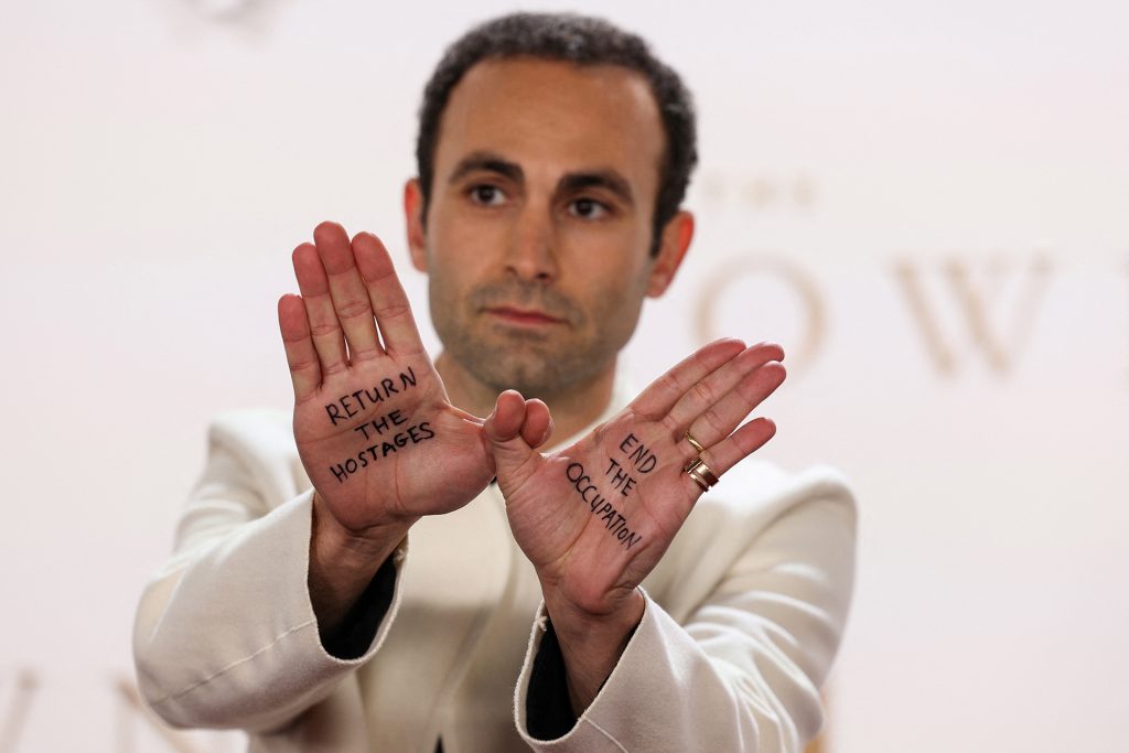 الممثل العالمي خالد عبد الله: رمضان فرصة لتذكيرنا بالمجاعة في غزة