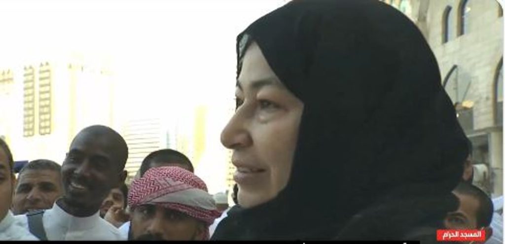 بالفيديو.. معتمرة مغربية: «مسامحة كل الدنيا وأشكر المملكة على كرم الضيافة»