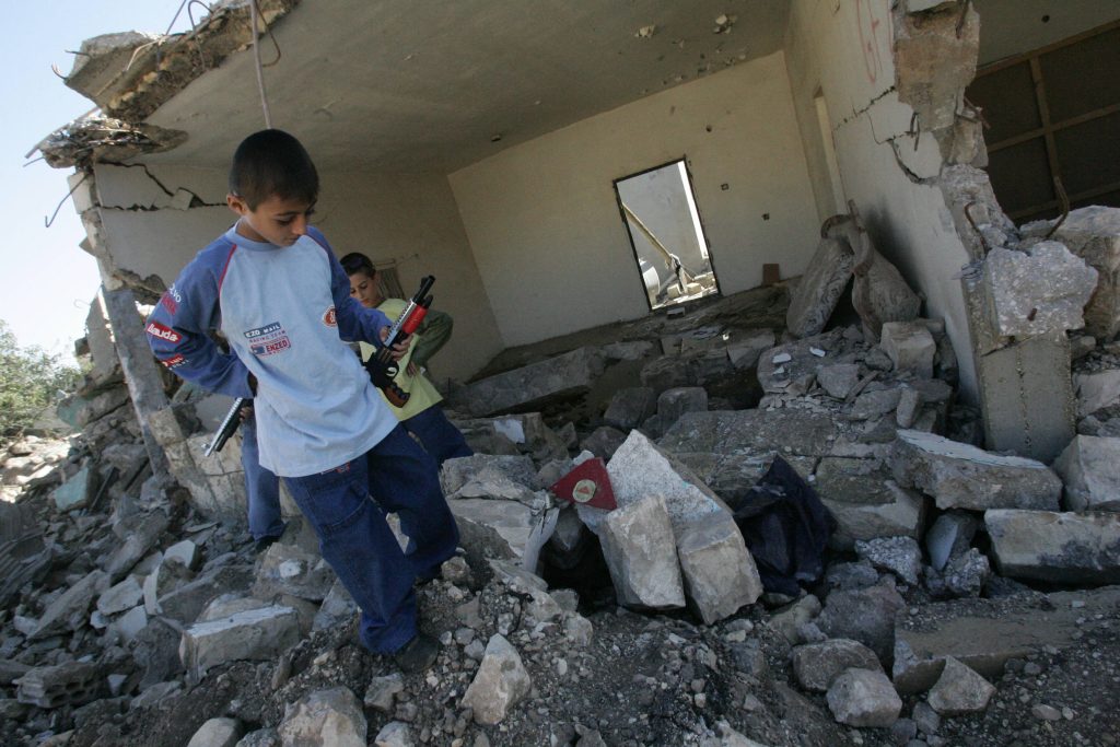 “تداعيات مدمرة”.. هكذا تؤثر الحرب على أطفال جنوب لبنان