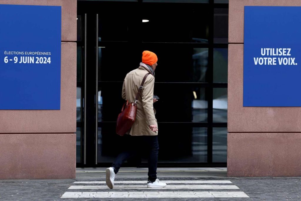 فرنسا تستدعي المنصات لحماية التصويت من التدخلات الأجنبية