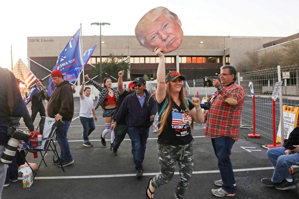 وفي أريزونا، لوائح اتهام في التحقيق مع “ناخبين مزيفين” لعام 2020