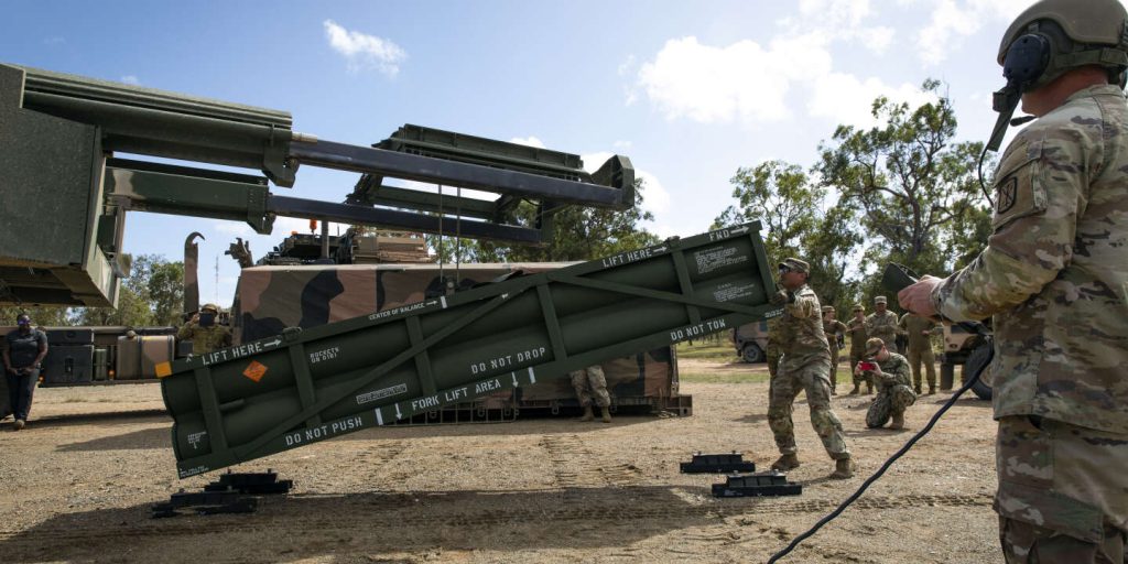 الحرب في أوكرانيا على الهواء مباشرة: أرسلت الولايات المتحدة صواريخ ATACMS بعيدة المدى إلى كييف “هذا الشهر”، حتى قبل اعتماد المساعدات الجديدة