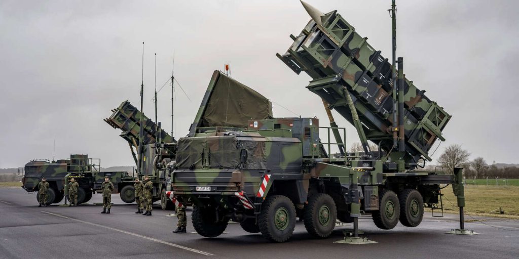 بث مباشر، الحرب في أوكرانيا: كييف تزعم شن غارة على مطار عسكري روسي في شبه جزيرة القرم التي ضمتها