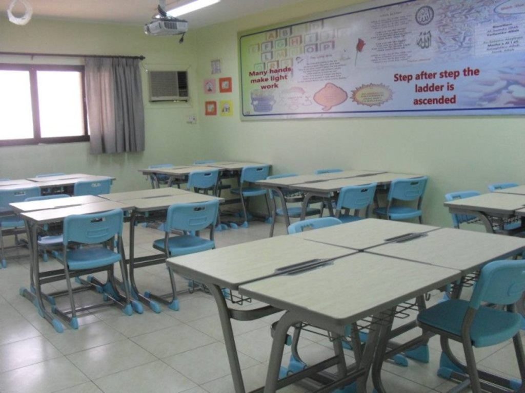 تعليق الدراسة الحضورية اليوم بمدارس محايل عسير