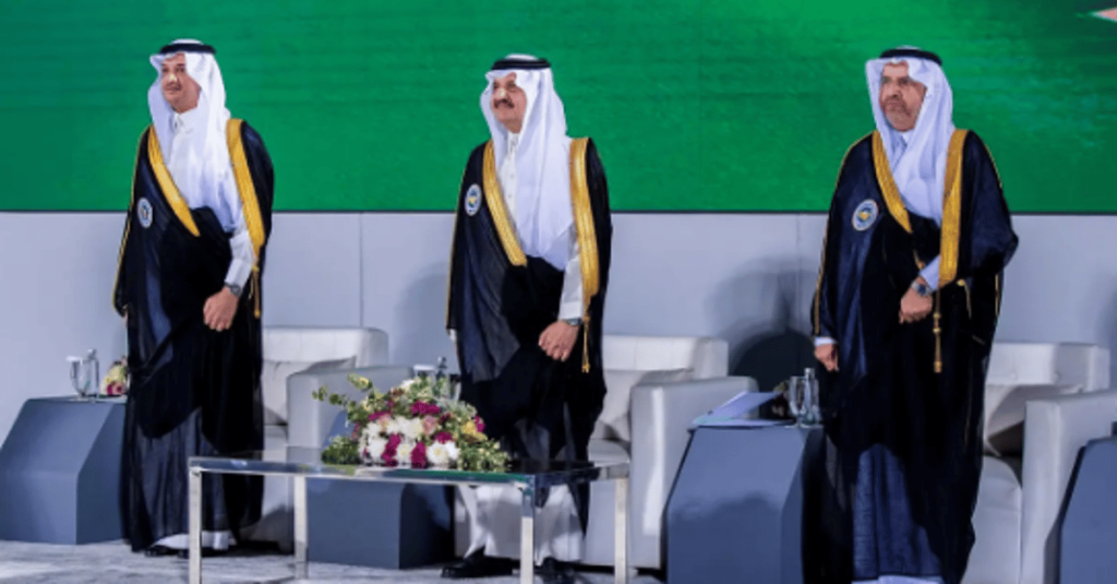 أمير الشرقية يرعى حفل تخرج الدفعة الـ 45 من خريجي جامعة الملك فيصل