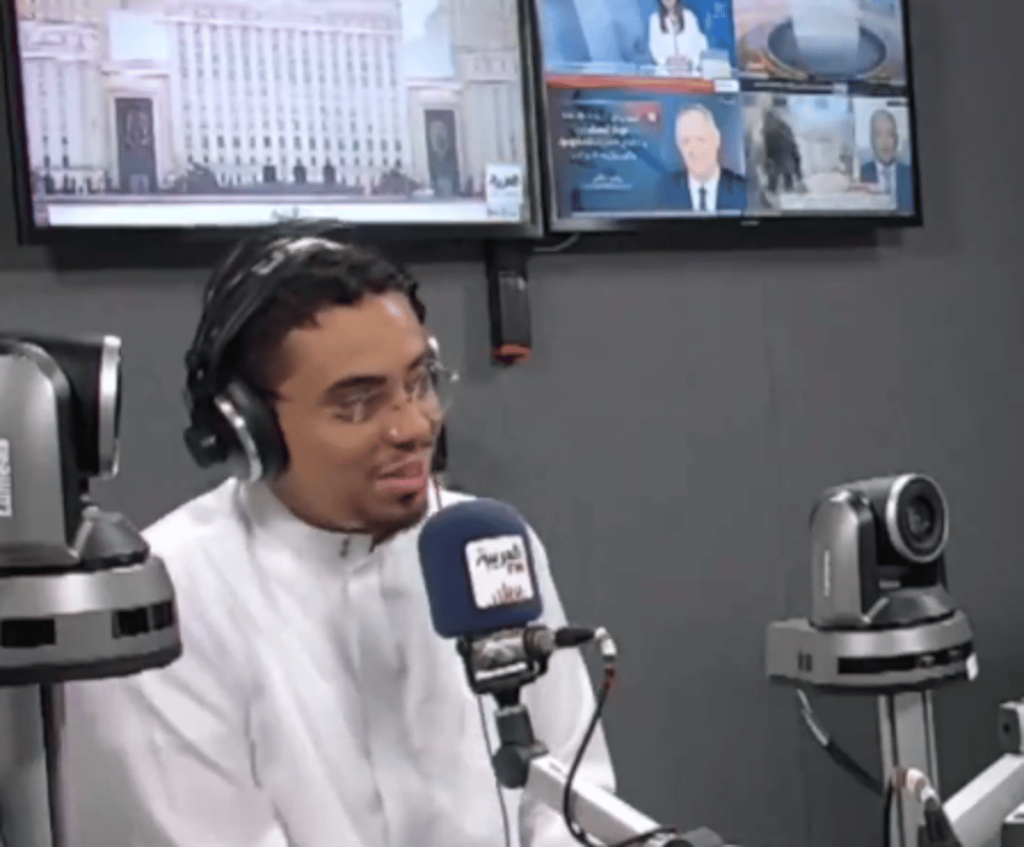 مختص ينصح بعدم استخدام البطاقات البنكية في المواقع الإلكترونية