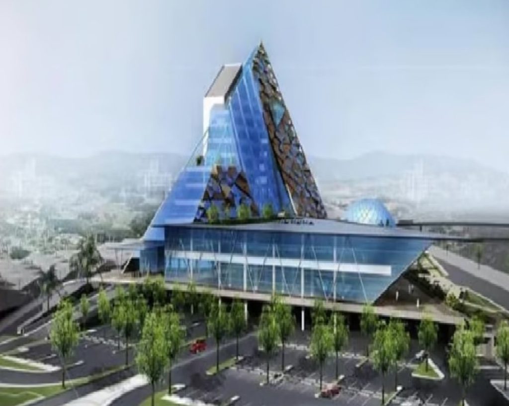 أمانة الطائف تنفذ 15 مشروعاً لدرء أخطار السيول وتصريف مياه الأمطار بالطائف وما حولها