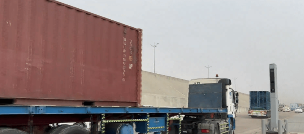 غدا.. بدء تطبيق الرصد الآلي لمخالفات الشاحنات والحافلات في المملكة