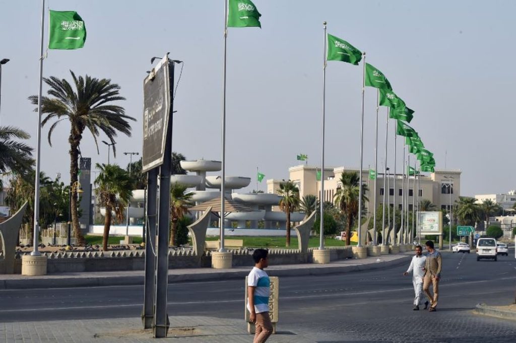 درجة الحرارة تصل لـ40.. توقعات حالة الطقس في المملكة اليوم الخميس 16-10-1445