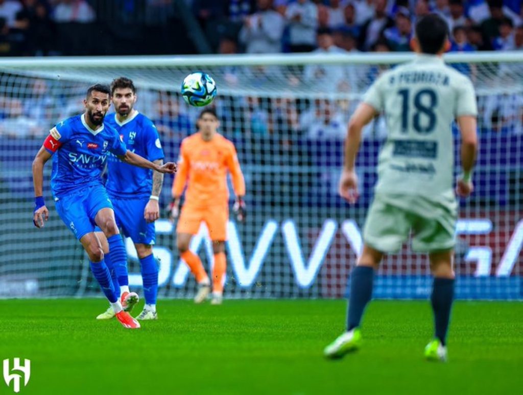 الهلال يتخطى الأخدود بثلاثية دون رد في دوري روشن