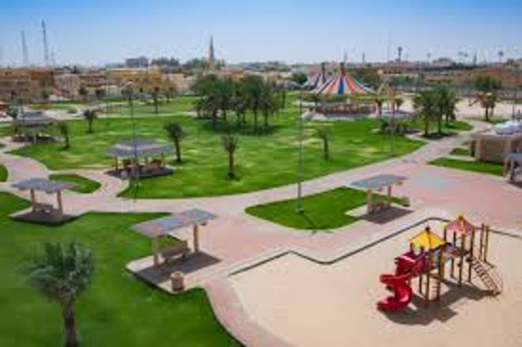 أمانة الشرقية تهيئ أكثر من 900 حديقة ومتنزّه استعدادًا لعيد الفطر