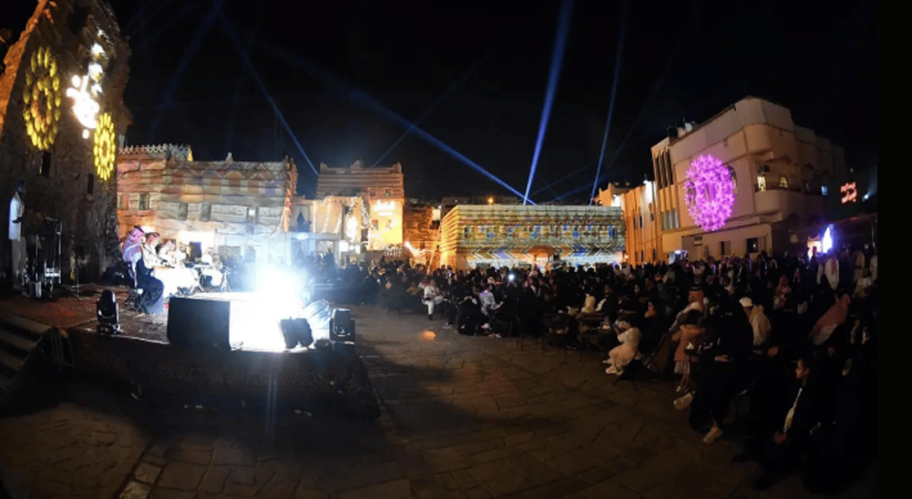 عروض فنية وترفيهية في فعاليات "عيد البسطة" بأبها