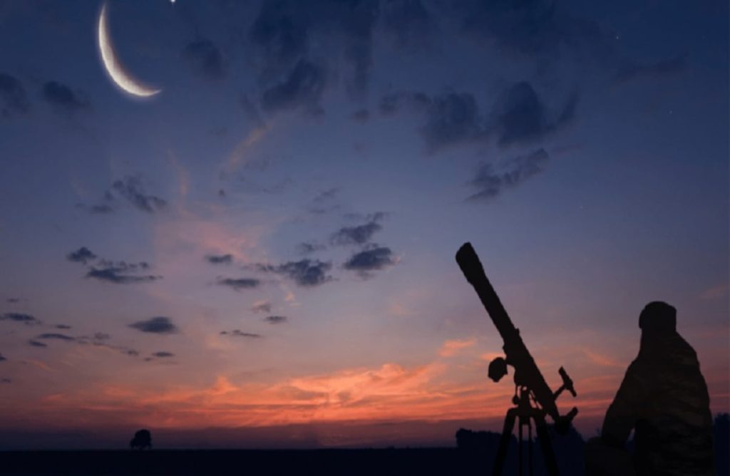 دول عربية تعلن الأربعاء أول أيام عيد الفطر