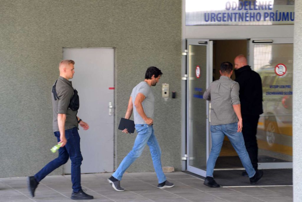 حياة رئيس الوزراء ضحية الهجوم لم تعد في خطر