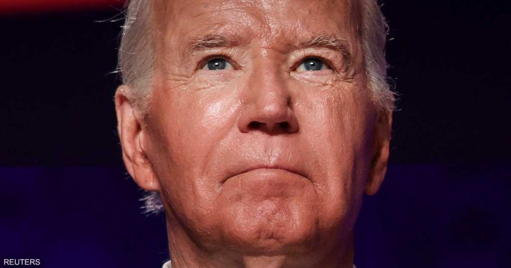 بسبب إحاطة عاجلة عن رئيس إيران.. بايدن يقطع إجازته