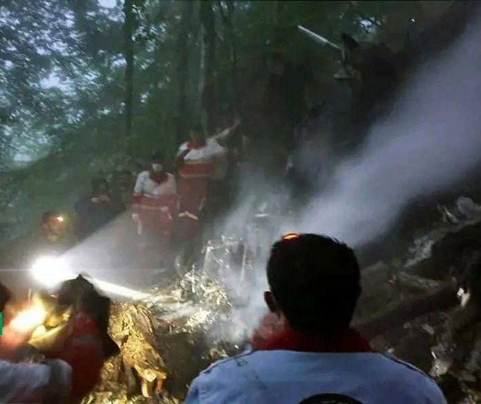 الصور الأولى لحطام طائرة الرئيس الإيراني