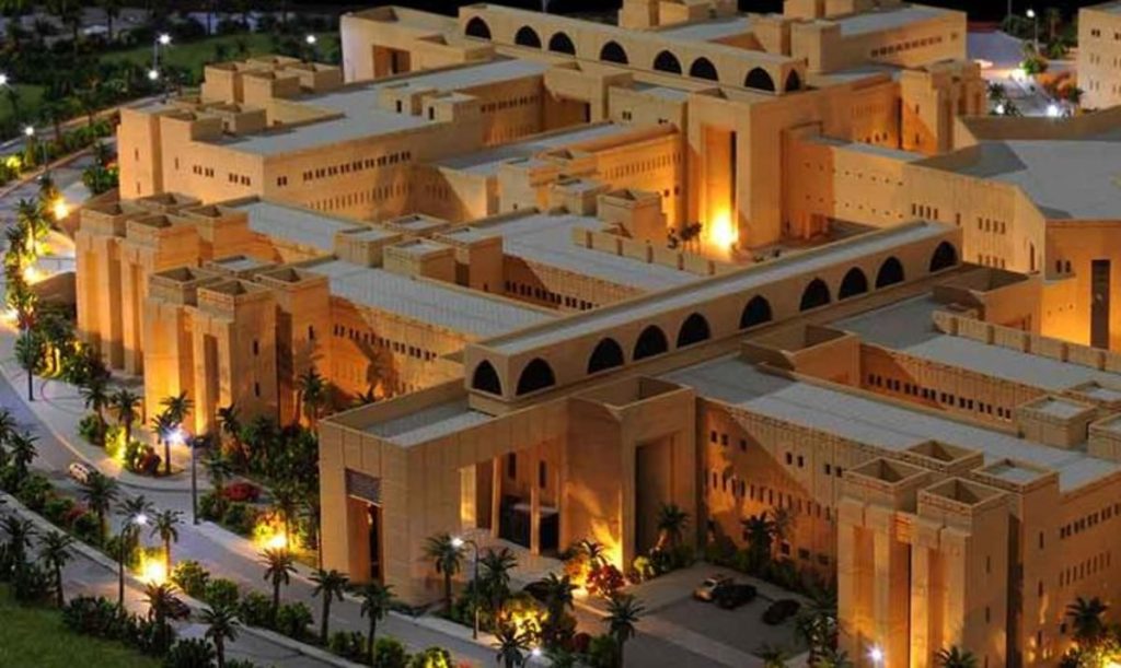 تعليق الدراسة الحضورية اليوم بجامعات القصيم وحفر الباطن والسعودية الإلكترونية