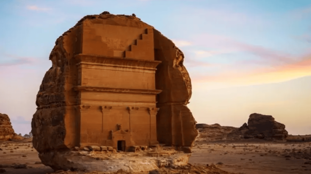 «صيف لم يرو».. انطلاق حملة العلا لإثراء تجارب فريدة بقلب الطبيعة